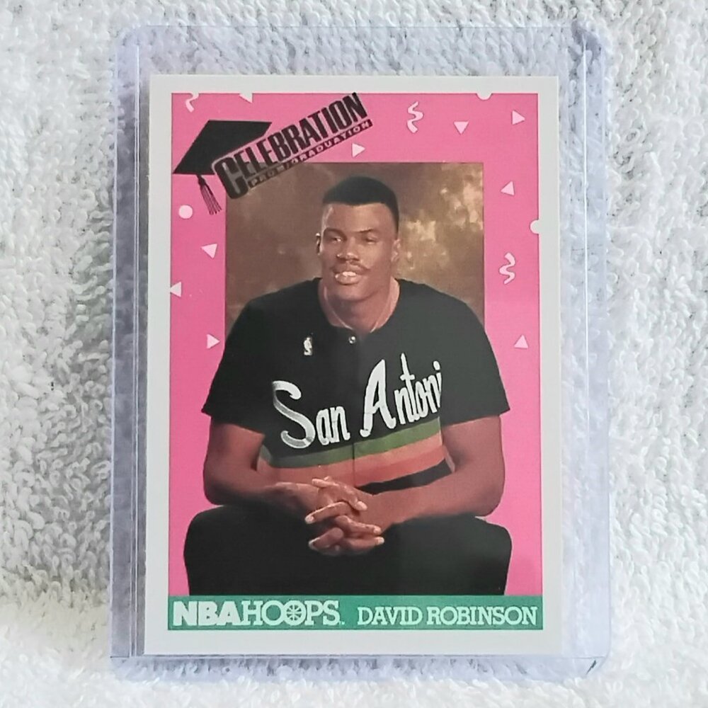 3/$25 Mint 1991 NBA Hoops David Robinson Celebration NBA Card 327!!
